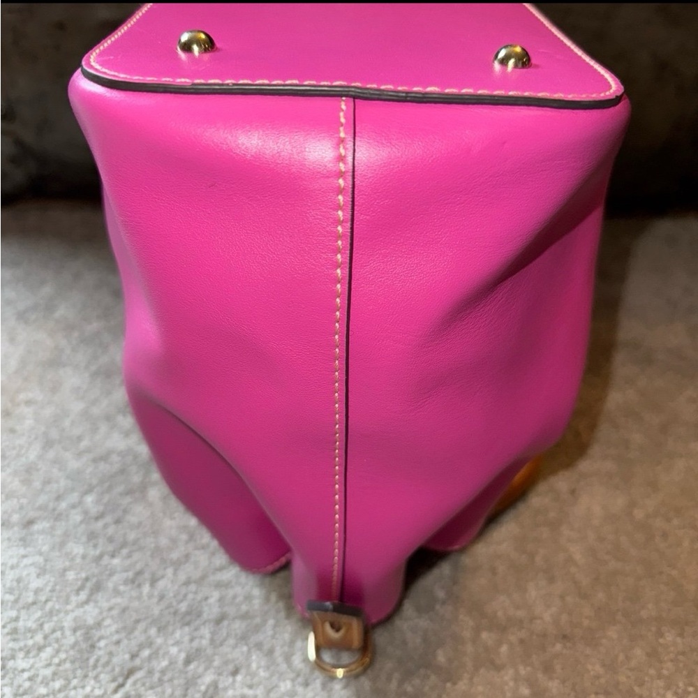 Dooney & Bourke Wexford Brenna in Magenta with strap - Picture 5 of 12